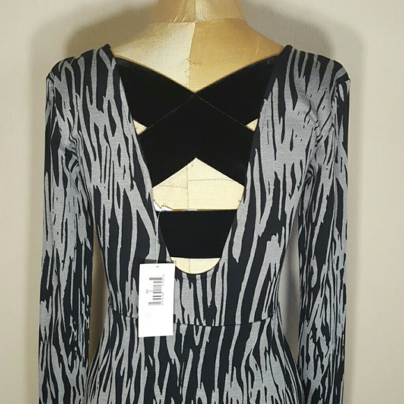 BCBG Black & Grey Zebra Animal Print Bodycon Dress - Picture 3 of 7